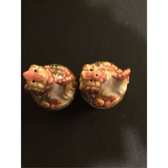 Salt and pepper shakers ceramic Nesting hens - Picture 3 of 4